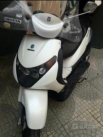Paggio Beverly 200 Bianco 