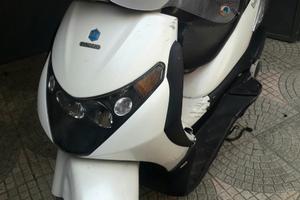 Paggio Beverly 200 Bianco 