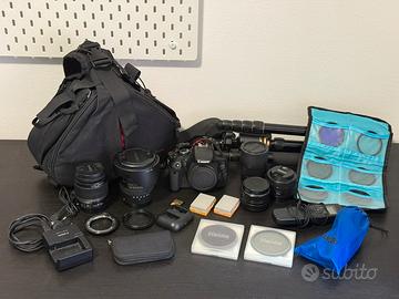 Kit fotografico Canon 600D con lenti e accessori