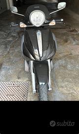 Beverly 500