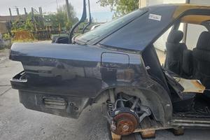 PARAFANGO POSTERIORE DESTRO MERCEDES Classe E W124