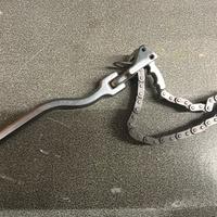 Chiave snodata a catena doppia per filtri olio