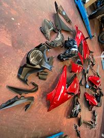 RICAMBI NUOVI TRIUMPH DAYTONA 660