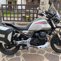 Moto Guzzi V85 TT - 2022