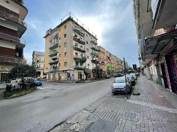3 LOCALI A MARANO DI NAPOLI