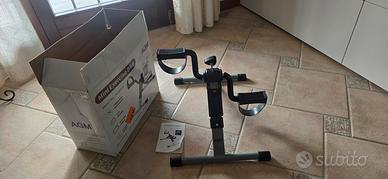 Atrezzo bicicletta mani e piedi