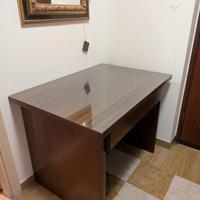 Scrivania in legno vero di faggio