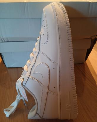 scarpe sneakers