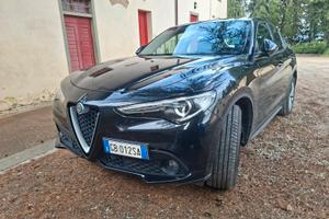 Stelvio q4 190cv in garanzia - km certificati