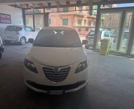 Lancia Ypsilon 0.9 TwinAir 85 CV 5 porte Metano Ec