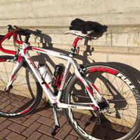 Bicicletta pinarello fp3