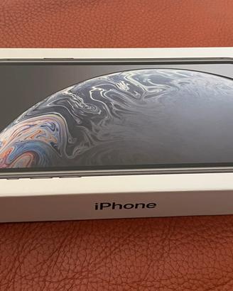 IPHONE XR BLACK 64GB