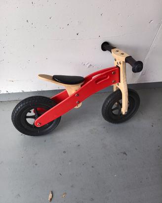 Bici senza pedali in legno