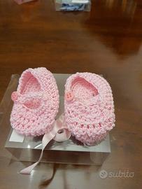 Scarpine rosa in cotone per neonata