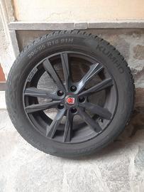 4 Gomme Invernali Kumho con Cerchi in Lega