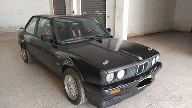 BMW 318 IS