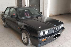 BMW 318 IS