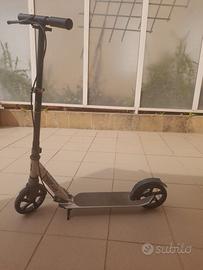 monopattino per ragazzo OXELO