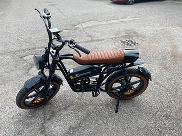 BICI ELETTRICA EVERCROSS Ek30