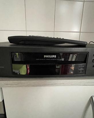 Videoregistratore VHS Philips VR 231/08