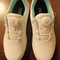 scarpa da golf con sistema Boe