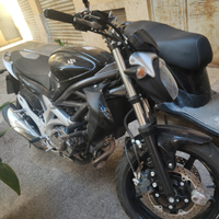 Suzuki gladius 650 - 10.000km