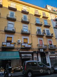 Piazza nazionale signorile