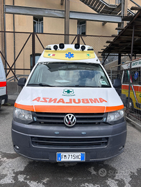 Ambulanza Volkswagen T5 4motion