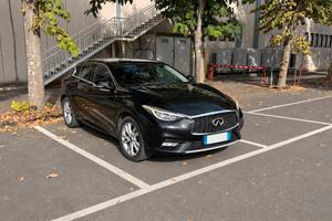 INFINITI Q30 1.5 dci