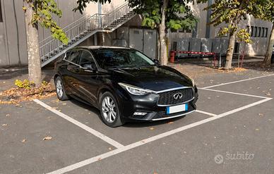 INFINITI Q30 1.5 dci