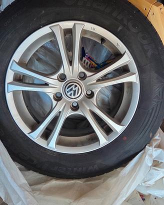 cerchi lega con gomme invernali