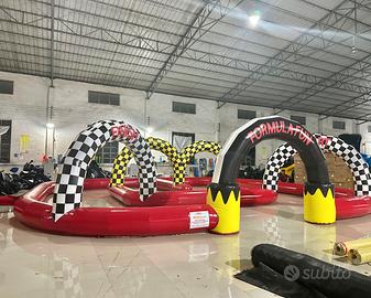 Circuito gonfiabile pista kart racing formula fun