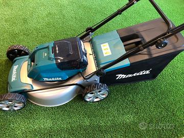 Makita DLM463 tosaerba a batteria