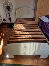 single bed/letto singolo