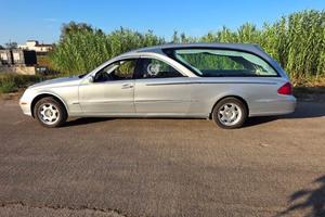 Auto Funebre Mercedes Benz