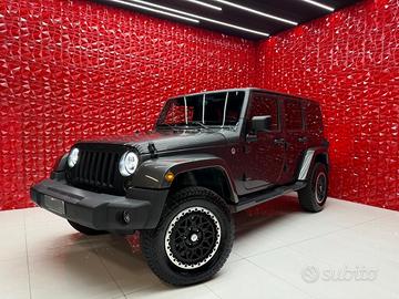 Jeep Wrangler Unlimited 2.8 CRD DPF Sahara Auto Ni