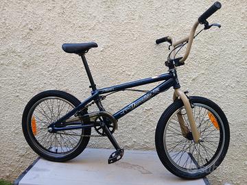 Bici BMX diamond back venom