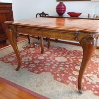 Tavolo da pranzo estensibile  6-12 posti d'epoca