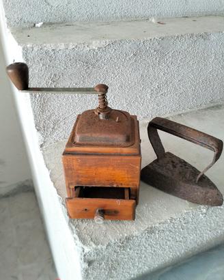 ferro da stiro, macina caffe antichi