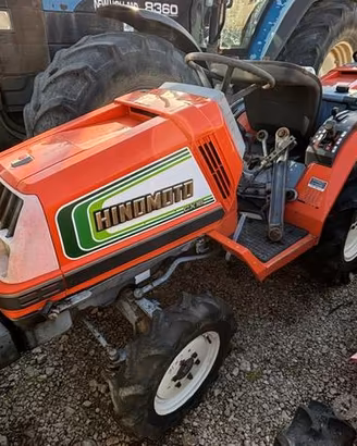 Trattore kubota cx16 dt