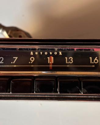 Autoradio Autovox RA 164 6V/12V per auto d’epoca
