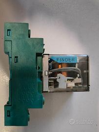 Lotto Relè Industriali Finder 55.34 (con zoccolo)