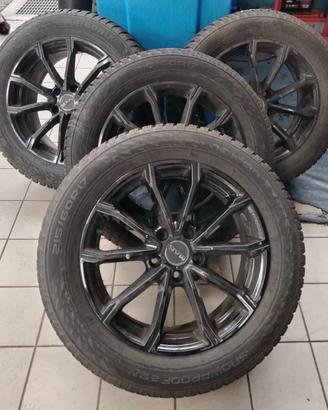 4 gomme invernali con cerchi in lega