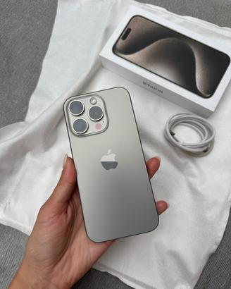 Iphone 15 Pro 256 gb - Titanio Naturale
