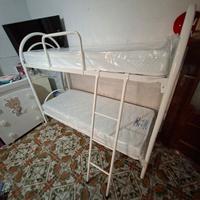 LETTO A CASTELLO BIANCO CON 2 MATERASSI 