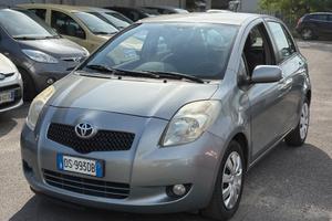 Toyota Yaris 1.3 5 porte Sol