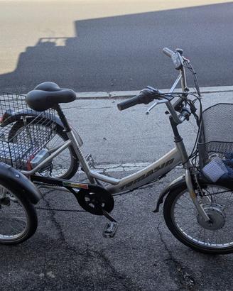triciclo elettrico