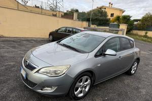 Opel Astra 1.7 CDTI 110CV 5 porte Cosmo