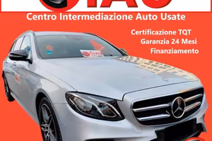 Mercedes-Benz E 220d Auto Premium Plus + Pack AMG