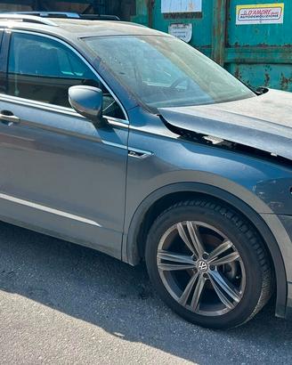 Ricambi Volkswagen Tiguan "2020" 1600 TDI 115 Cv